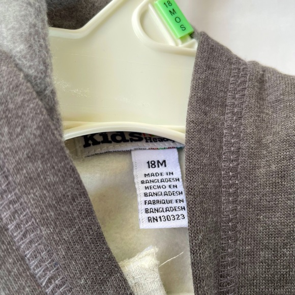 BNWT Kids HQ Baby Boys' 2-pc. Emergency Vehicles Hoodie & Denim Jogger Pant Set - Picture 5 of 5